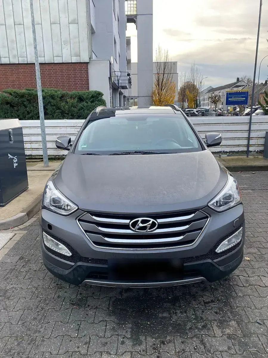 Gebraucht Hyundai Santa Fe Style 197 PS (144 kW) 2013 Beige SUV