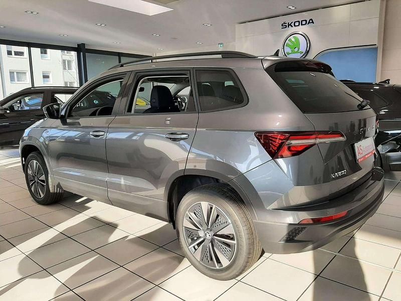 Neu Skoda Karoq 116 PS (85 kW) 2026 Graphitegrau metallic SUV