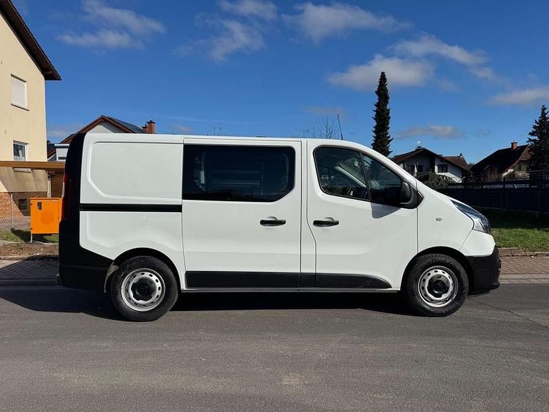 Gebraucht Renault Trafic Komfort 120 PS (88 kW) 2021 Weiß Van / Kleinbus