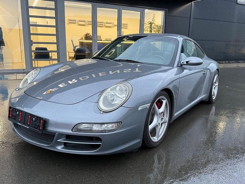Grau Gebraucht 2004 Porsche 911 Carrera S | 56.900 € (Teuer) - Bild 1/4