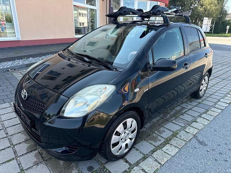Gebraucht 2007 Toyota Yaris Executive Limousine | 2.299 € (Teuer) - Bild 1/4