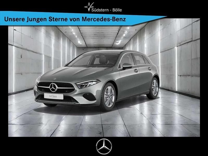 Metalliclack mountaingrau Gebraucht 2023 Mercedes A180 Progressive Kombi | 26.989 € (Fairer Preis) - Bild 1/4