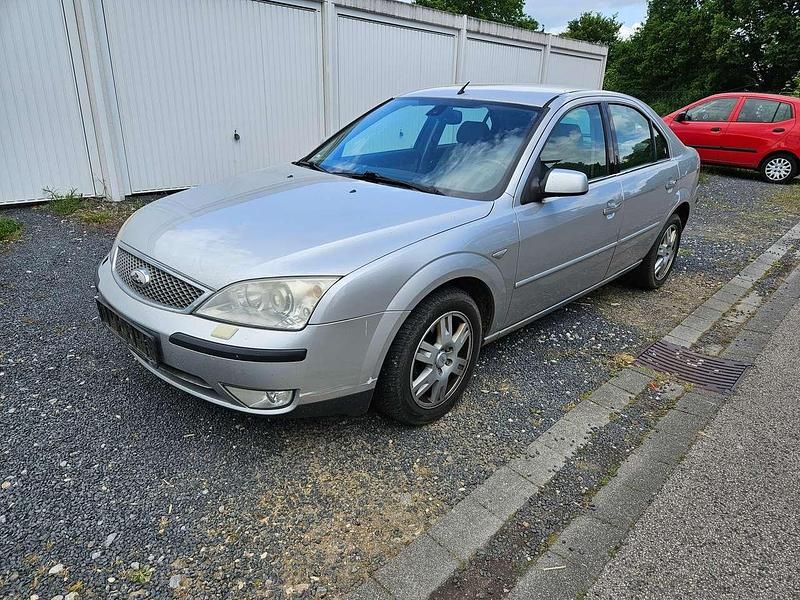 Silber Gebraucht 2003 Ford Mondeo Ghia Limousine | 1.500 € (Guter Preis) - Bild 1/4