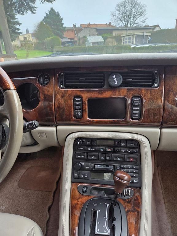 Brugt Jaguar XKR S 363 HK (266 kW) 2000 Sølv Cabriolet