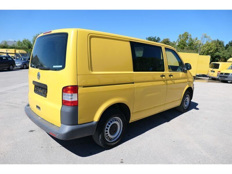 Gebraucht VW T5 84 PS (61 kW) 2011 Ginstergelb r1032 Van