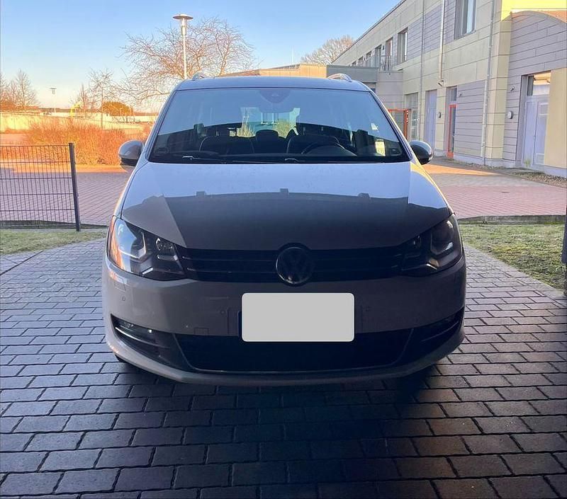 Gebraucht VW Sharan Highline 184 PS (135 kW) 2015 Weiß Van / Kleinbus