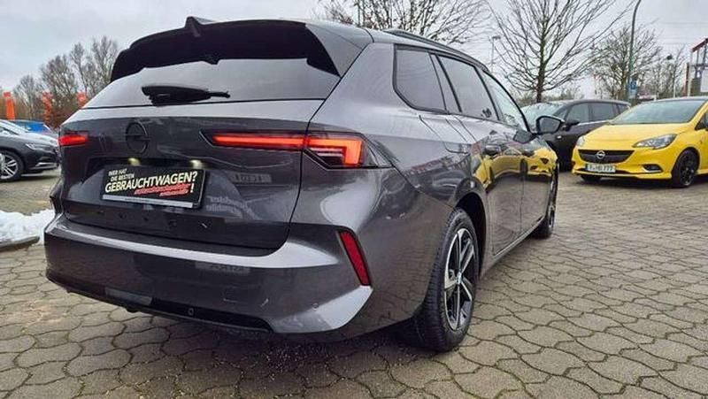 Gebraucht Opel Astra 131 PS (96 kW) 2025 Vulkan grau metallic Kombi
