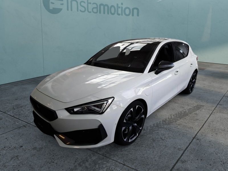 Weiß Gebraucht 2022 Cupra Leon VZ Limousine | 24.230 € (Fairer Preis) - Bild 1/4