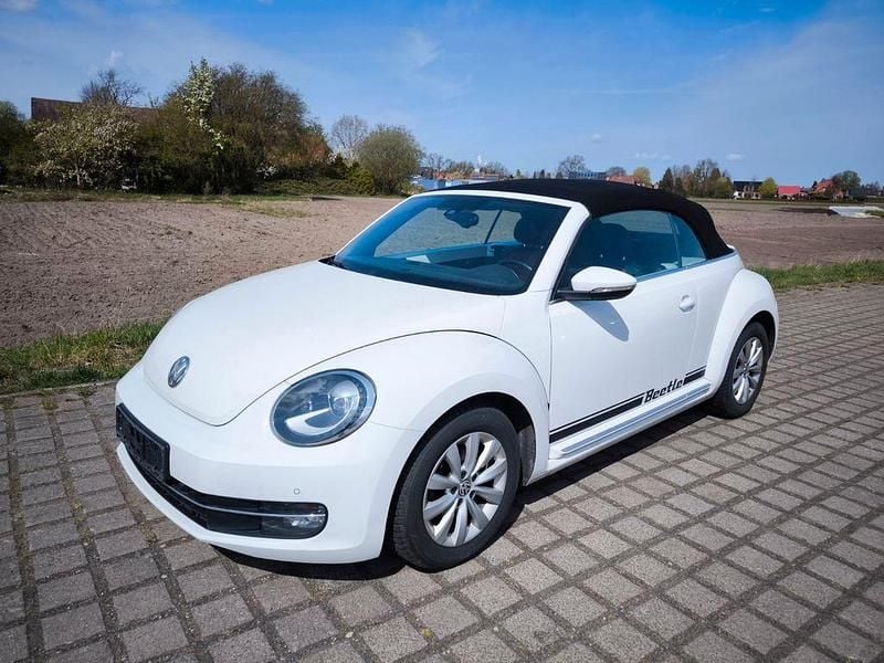 Gebraucht VW Beetle Design 150 PS (110 kW) 2015 Weiß Kleinwagen