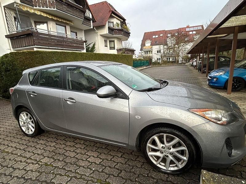 Gebraucht Mazda 3 105 PS (77 kW) 2012 Silber Limousine