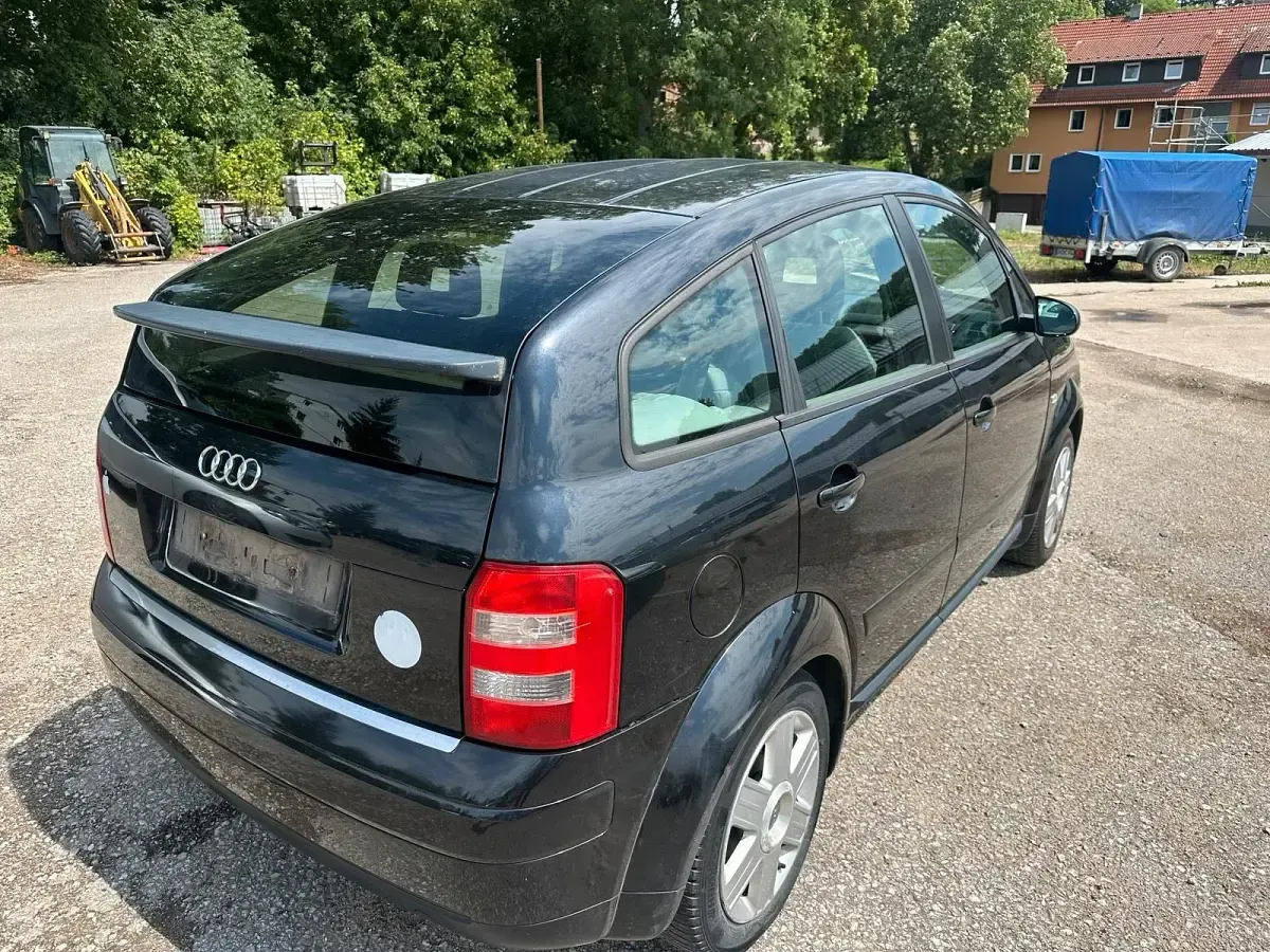 Gebraucht Audi A2 75 PS (55 kW) 2003 Schwarz Kleinwagen