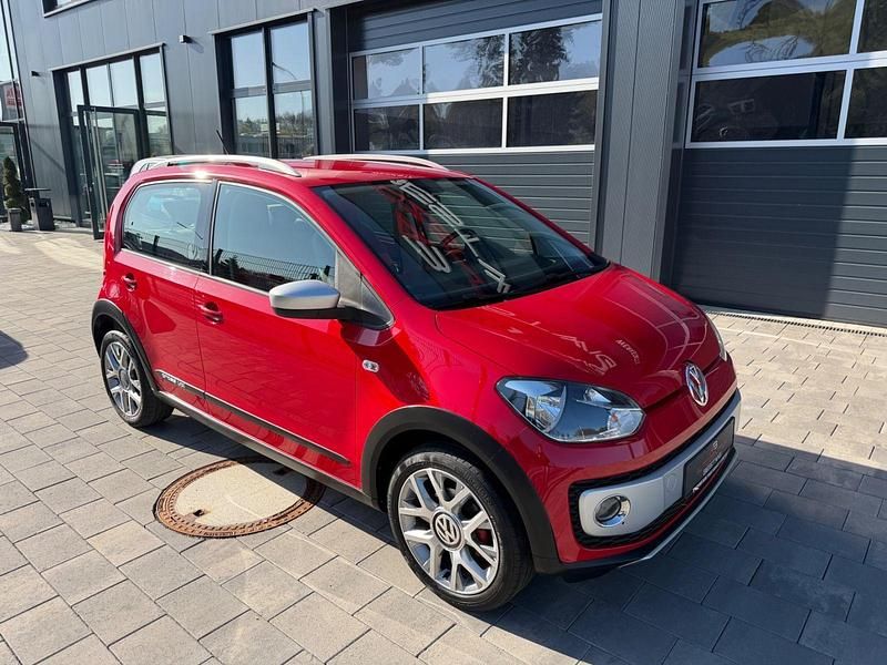 Gebraucht VW cross up! 75 PS (55 kW) 2013 Rot Kleinwagen