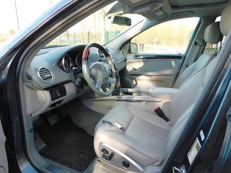 Gebraucht Mercedes GL450 340 PS (250 kW) 2012 Grau SUV