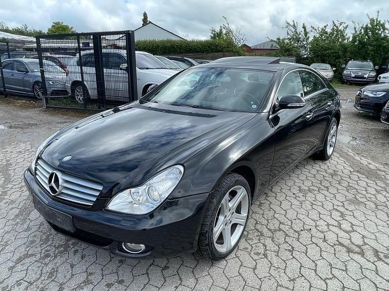 Schwarz Gebraucht 2004 Mercedes CLS500 Limousine | 4.400 € (Fairer Preis) - Bild 1/4