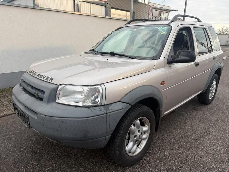 Gebraucht Land Rover Freelander 178 PS (130 kW) 2001 Silber SUV