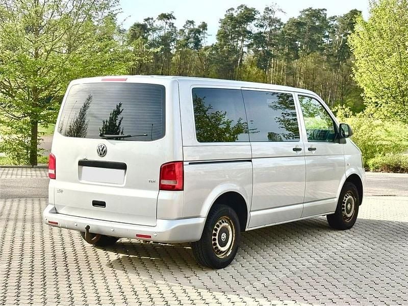 Usata VW T5 Startline 140 CV (102 kW) 2011 Argento Furgone