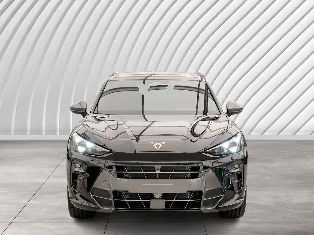 Neu Cupra Terramar 204 PS (150 kW) 2026 Mythosschwarz SUV