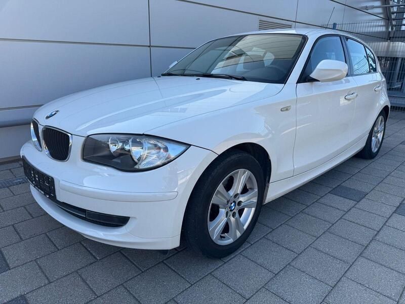 Weiß Gebraucht 2010 BMW 120 Advantage Kleinwagen | 4.990 € (Guter Preis) - Bild 1/4