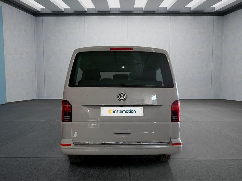 Usata VW Multivan 204 CV (150 kW) 2021 Grigio Monovolume