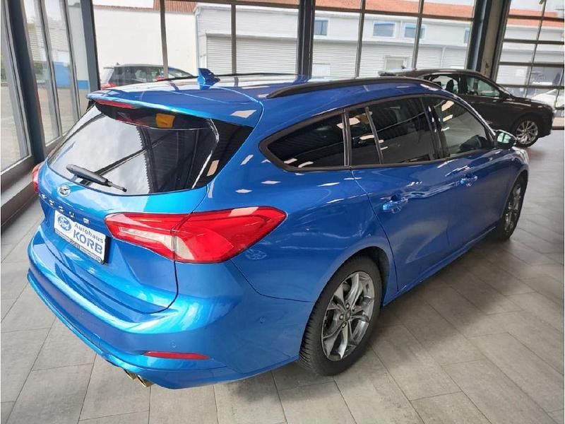 Gebraucht Ford Focus 125 PS (91 kW) 2021 Dynamicblau metallic (metallic) Kombi
