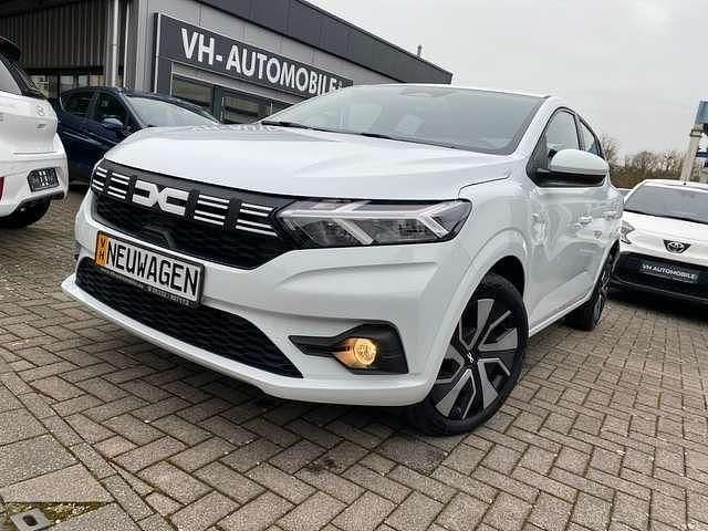 Neu Dacia Sandero 91 PS (66 kW) 2025 Arktisweiß Kleinwagen