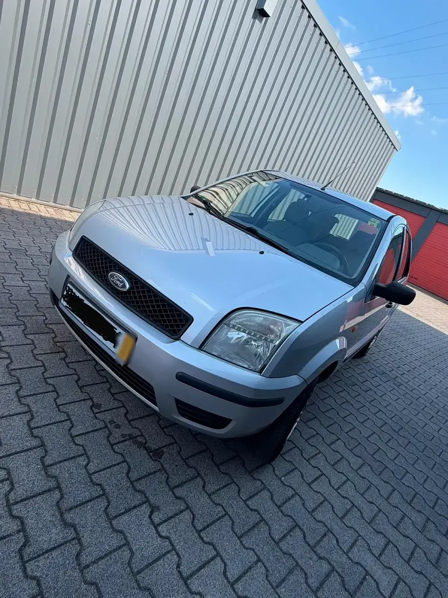 Gebraucht Ford Fusion 90 PS (66 kW) 2005 Silber Kleinwagen