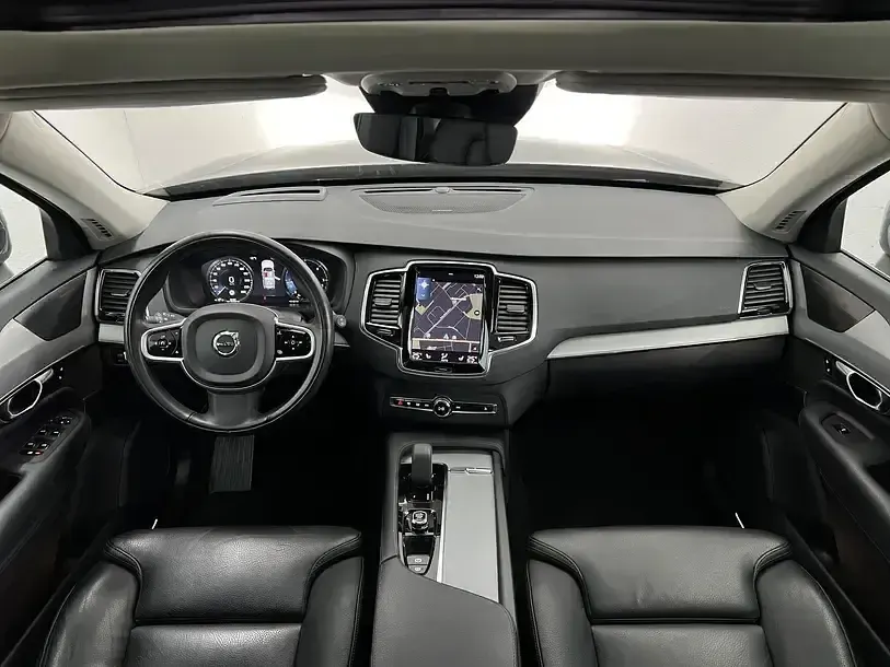 Używany Volvo XC90 391 KM (287 kW) 2022 Szary SUV