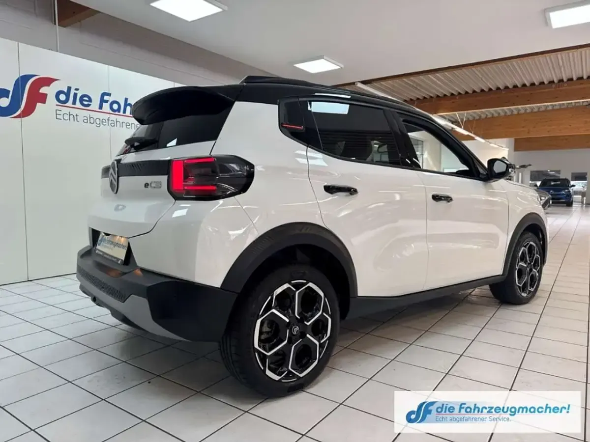 Gebraucht Citroën e-C3 83 kW (113 PS) 2025 Lack weiss banquise/typ aussen Limousine