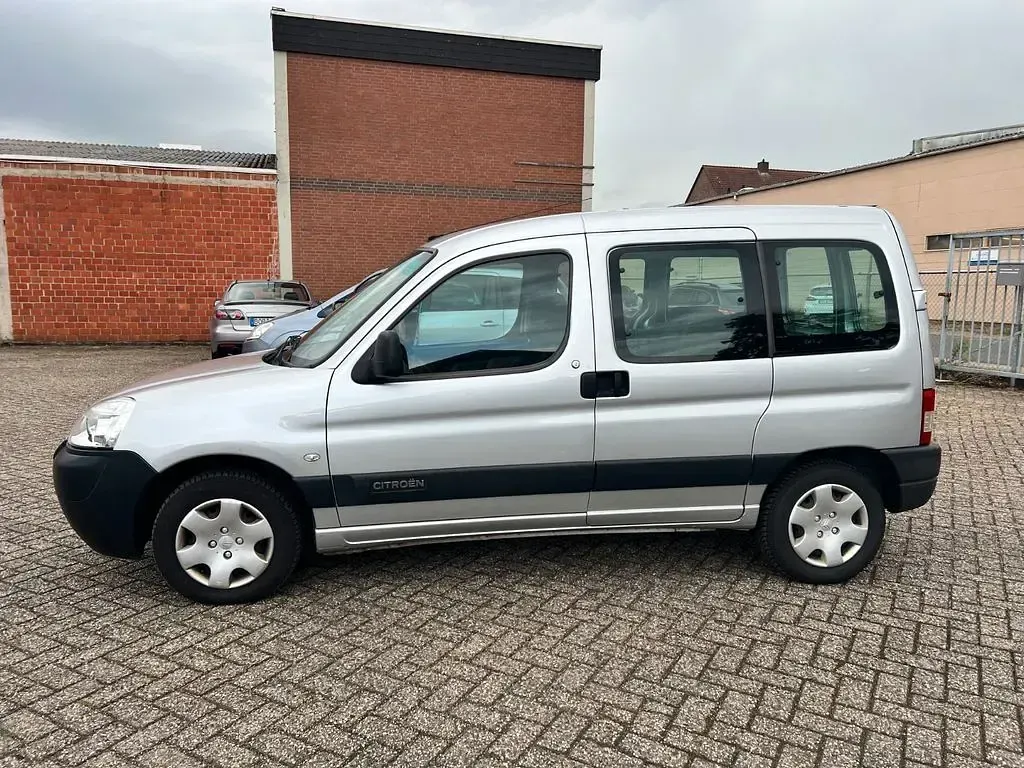 Gebraucht Citroën Berlingo First 75 PS (55 kW) 2009 Grau Van / Kleinbus