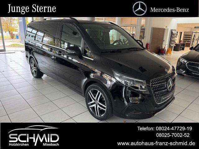 Schwarz Gebraucht 2025 Mercedes V300 Van / Kleinbus | 84.848 € (Superpreis) - Bild 1/4