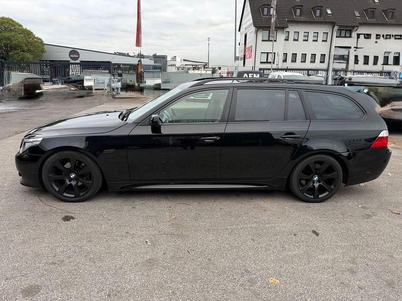Gebraucht BMW 525 M Sport 177 PS (130 kW) 2006 Schwarz Kombi