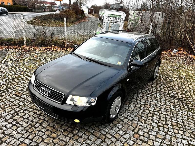 Gebraucht Audi A4 S-Line 150 PS (110 kW) 2003 Schwarz Kombi