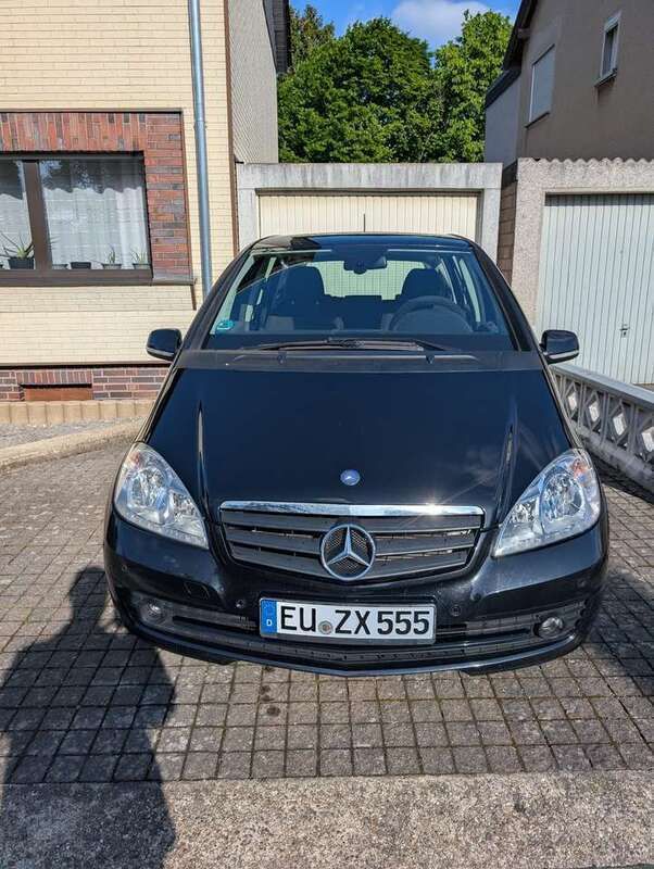 Schwarz Gebraucht 2010 Mercedes A160 Kleinwagen | 3.500 € (Fairer Preis) - Bild 1/4