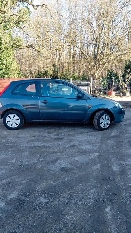 Gebraucht Ford Fiesta 2006 Blau Kleinwagen