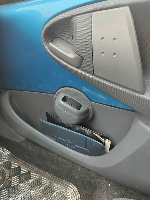 Blau Gebraucht 2006 Peugeot 107 Filou Kleinwagen | 600 € (Superpreis) - Bild 1/4