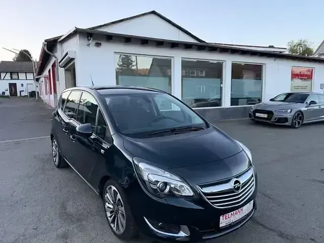 Gebraucht Opel Meriva Innovation 140 PS (102 kW) 2015 Grün Van / Kleinbus