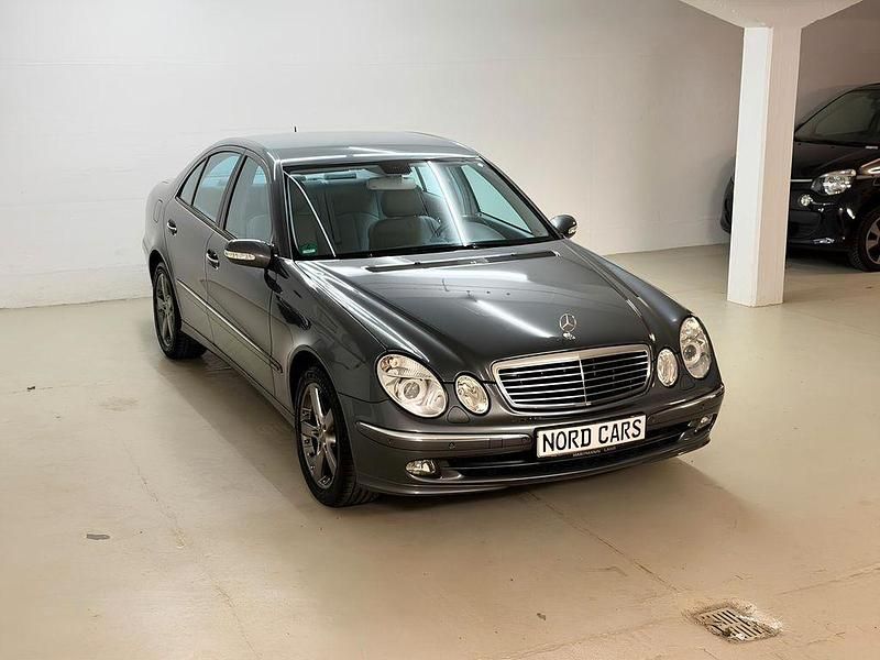 Gebraucht Mercedes E350 272 PS (200 kW) 2006 Grau Limousine