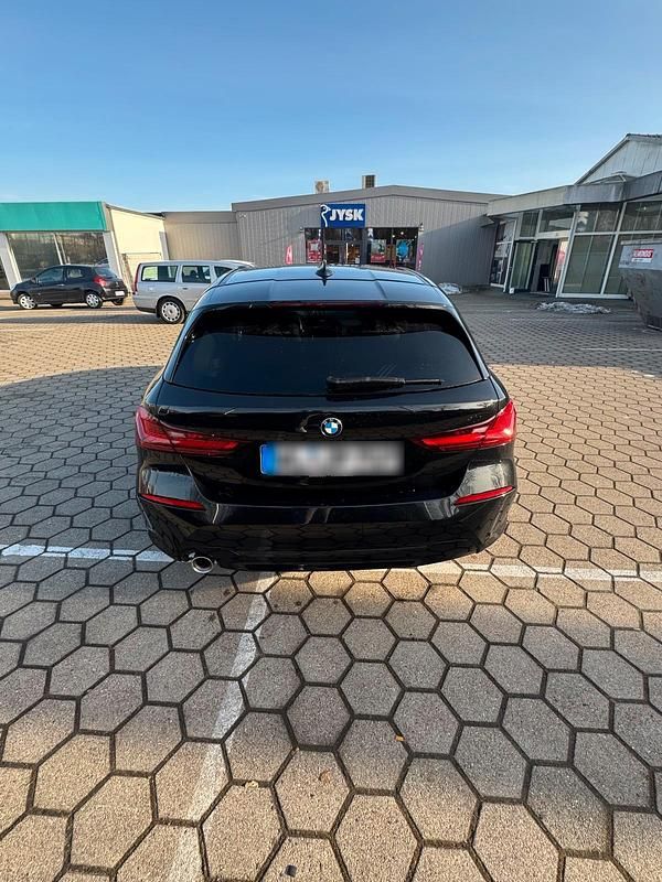 Gebraucht BMW 118 Advantage 140 PS (102 kW) 2021 Kleinwagen