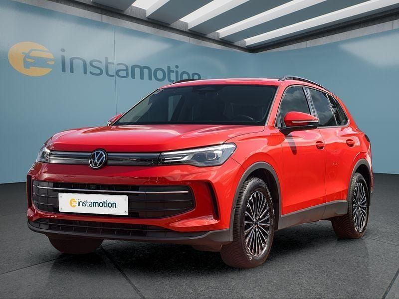 Rot Gebraucht 2024 VW Tiguan SUV | 32.599 € (Superpreis) - Bild 1/4
