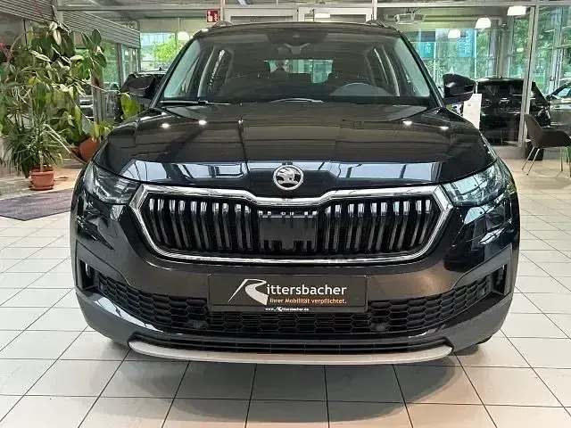 Gebraucht Skoda Kodiaq Tour 200 PS (147 kW) 2022 (schwarzmagic perleffekt) SUV