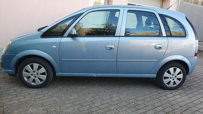 Second-hand Opel Meriva 125 CP (91 kW) 2007 Albastru Monovolum