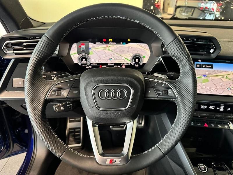 Neu Audi A3 S-Line 272 PS (200 kW) 2026 Blau Limousine