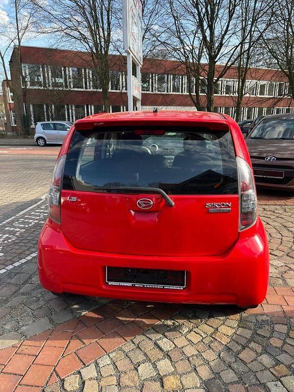 Gebraucht Daihatsu Sirion 87 PS (63 kW) 2006 Rot Kleinwagen