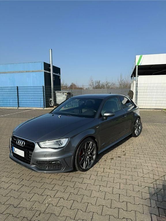 Gebraucht Audi A3 S-Line 122 PS (89 kW) 2013 Grau Kleinwagen