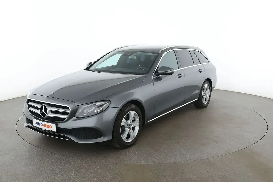 Gebraucht Mercedes E220 Avantgarde 194 PS (142 kW) 2018 Kombi