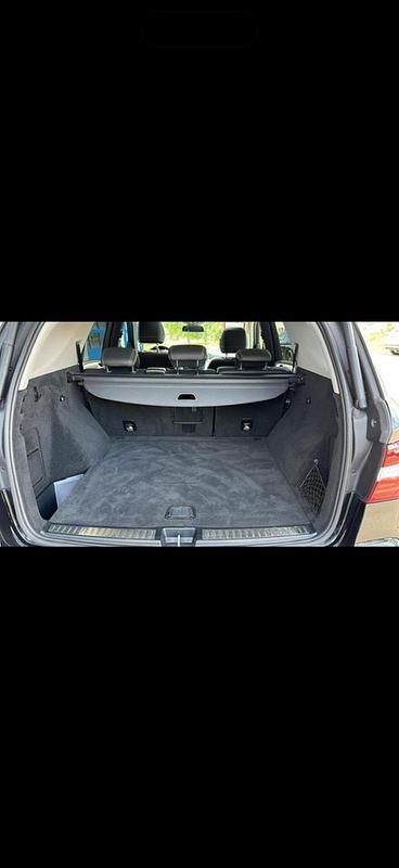 Gebraucht Mercedes ML350 258 PS (189 kW) 2013 Schwarz SUV