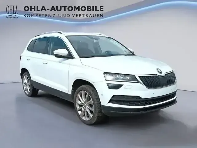 Gebraucht Skoda Karoq Ambiente 150 PS (110 kW) 2020 Moonweiss metallic SUV