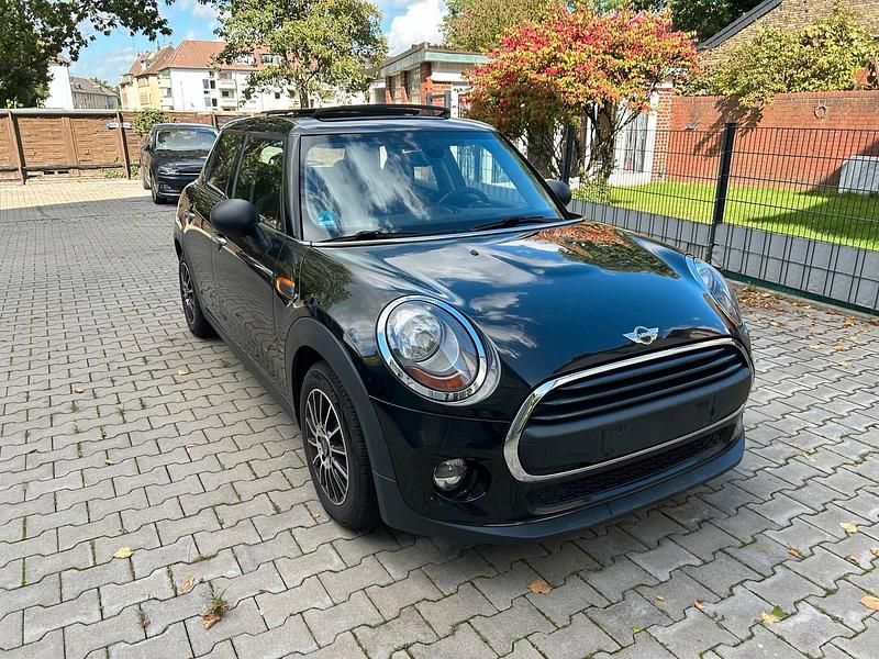 Schwarz Gebraucht 2015 Mini One D Kleinwagen | 6.450 € (Fairer Preis) - Bild 1/4