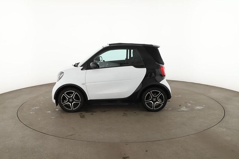 Gebraucht Smart ForTwo Cabrio Basis 71 PS (52 kW) 2016 Weiß Cabrio