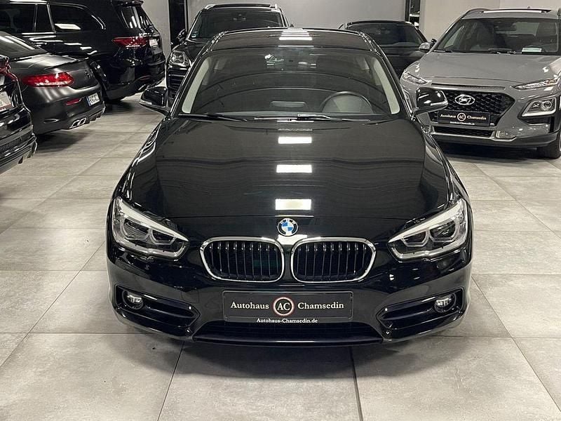 Gebraucht BMW 118 Sport Line 136 PS (100 kW) 2016 Schwarz Kleinwagen